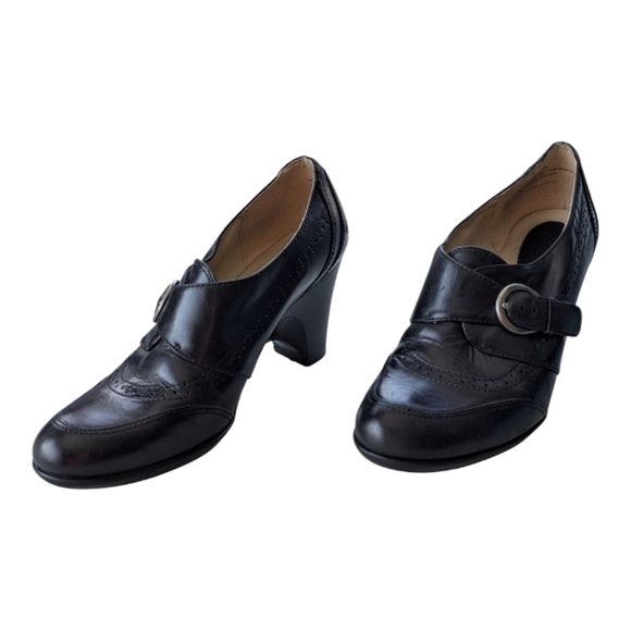 Naturalizer Black Leather Heeled Loafers Shoes Buckles Decorative Stitching 7W - Picture 2 of 12